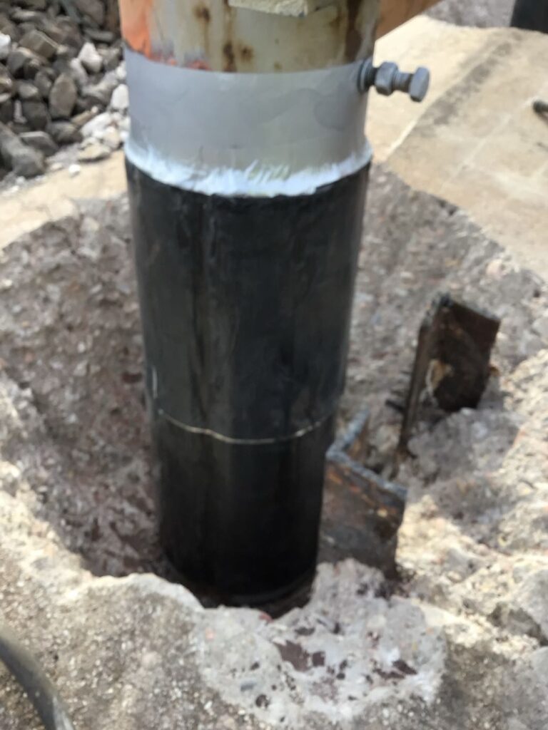 Bonifica della zona d’incastro del palo